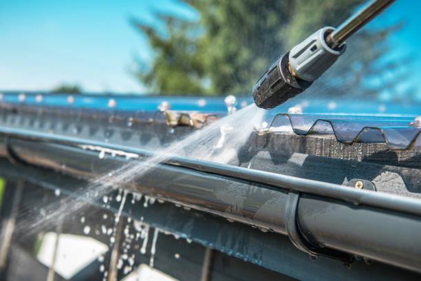 Why Choose Our Certified Pressure Washing Experts for Your Project Needs in Bourbonnais, IL?